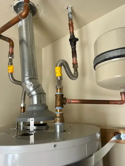 Water heater installation and plumbing repair in Wood Dale